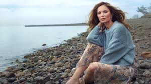 Harvey weinstein hands over daughter india pearl, eight, to estranged wife georgina chapman while wearing an electronic ankle tag ahead of court. Georgina Chapman On Life After Harvey Weinstein Vogue
