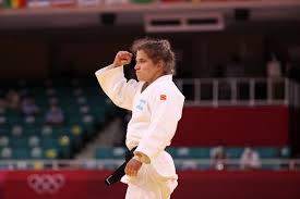 Fue en judo, en la categoría de menos de 48 kilos, al vencer a jeong de corea del sur. Paula Pareto El Legado Que Deja La Leyenda Argentina Del Judo Y El Mensaje Para Los Mas Chicos La Nacion