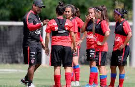 Seleccionadas chilenas 85 cc hasta 12 años. La Roja Femenina Sub 17 El Analisis Del Dt Milenko Valenzuela Conmebol