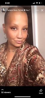 Mindy Tan didn't fight cancer for herself — she fought for the little ones  who still call her “Mum” and the mother who still needs her care. With her  husband and family