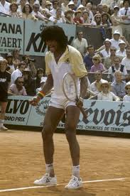 Discover our photograph in various dimensions with a selection of finishes, on the yellowkorner website. Yannick Noah Les 2h25 Les Plus Terribles De Ma Vie