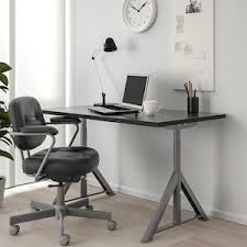 idasen onderstel zit sta v tafelblad el donkergrijs 146x70 cm ikea ikea home desk desk