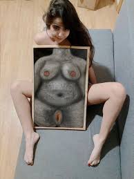 Azúcar y Sal on X: No estoy buena pero soy artista 😂🔥🌝💖 Me hice un  OnlyFans donde estaré subiendo nudes dibujadas por mi 🌝 Los fondos irán  para operar a mi papá