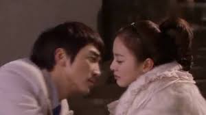An ordinary college student, lee seol, finds out she's a princess. My Princess Kiss Scene Youtube