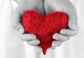 Πρόκειται για μια ασθένεια που αφορά τον μυ της καρδιάς. Myokarditida Poso Kindyneyoyn Ta Paidia Trikalakids Paidi Goneis Trikala