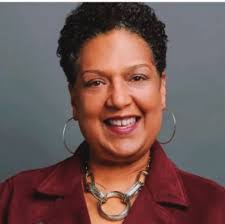 Joan Munch's Instagram, Twitter & Facebook