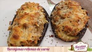 Buena para introducir verduras en la dieta de nuestros hijos. Berenjenas Rellenas De Carne Con Queso Receta Saludable Y Rica Rica Recetas De Cocina