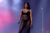 Nicki Minaj Debuts New Pink Friday 2 Song at VMAs 2023: Watch ...