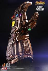 Hot Toys Avengers Infinity War Infinity Gauntlet Life Size Collectible Marvel Infinity Hot Toys Replica Prop