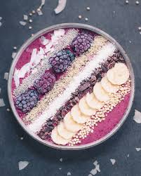 Caro Food Photography On Instagram Acai Berry Smoothie Bowl Ingredients Are 1 1 2 Smoothie Bowl Ingredients Smoothie Bowl Recipe Berry Smoothies Bowl