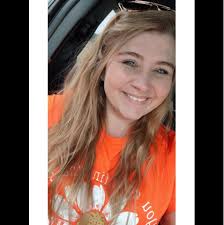 👛 LET'S BE CLEAR 👛 If you're attending the Holly Day Fair this week,  don't forget that the Crown Complex only allows clear bags with a maximum  size of 12” x 6”