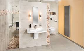 Bodengleiche dusche planen mit den badideen von. Bodengleiche Dusche Ratgeber Von Hornbach Begehbare Dusche Dusche Ohne Turen Dusche Umgestalten