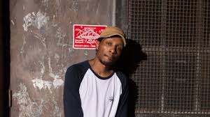 Shop official del the funky homosapien merch, vinyl records, shirts and more. Del The Funky Homosapien Discusses His Near Fatal Fall And Painful Recovery