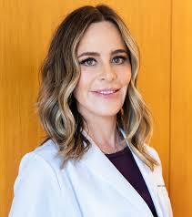 Marie Macgregor's Instagram, Twitter & Facebook