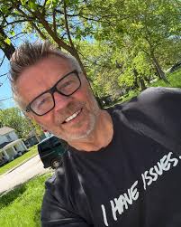 Shane R. McCall (@shanelandarts) • Instagram photos and videos