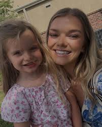 Alyssa Hailey Alvarnas (@alyssa.alvarnas) • Instagram photos and videos