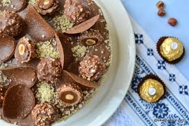 Tort Ferrero Rocher Cu Ciocolată și Alune Rețeta Pas Cu Pas Savori Urbane Recipe Eat Dessert Breakfast Dessert Cake Recipes