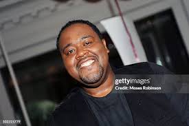 29 Photos & High Res Pictures