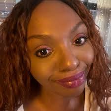 Elizabeth Shum's Instagram, Twitter & Facebook