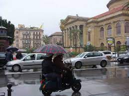 Le previsioni per pioggia, neve, vento, la stima delle temperature previste e altri parametri sono anche visualizzabili in forma grafica. Meteo Palermo Domenica Di Pioggia Prossima Settimana Instabile E Fresca Notizie Meteo Di Tempo Italia