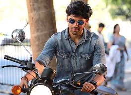 Banita sandhu looks uber hot in this pic. Dhruv Vikram Shares Deleted Intimate Scenes With Banita Sandhu From Arjun Reddy Remake Adithya Varma Bollywood News Bollywood Hungama