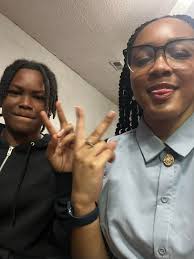 A Little Morning Motivation ✨ Helping people up, shouldn't bring you down.  Giving them peace, shouldn't cause you hell. Helping someone prosper,  shouldn't cause you to be broke. You can help someone,