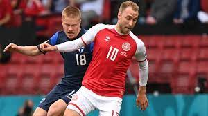 His teammates urged trainers to rush to his aid. Nzbc26rkimjsxm