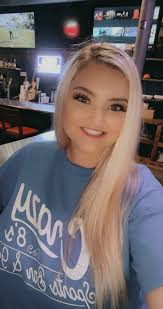 Fallon Owens's Instagram, Twitter & Facebook