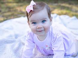 It was the most perfect, beautiful day to celebrate my clients this weekend  with a fall photoshoot 📸. Here are a few pictures that the very talented Caroline  Aiken took of my