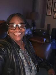 500-lb Detroit rapper Dank Demoss settled her Lyft lawsuit after being  denied a ride. The driver was fired, she bought a van, and now rolls with  her own chauffeur 😳