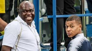 Kylian mbappé lottin 12 ist ein französischer fußballspieler. Kylian Mbappe Freundin Vermogen Grosse Tattoo Herkunft 2021 Taddlr