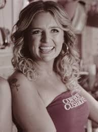 Hailee Steinfeld: Funny Clips and Iconic Moments