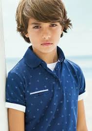 This haircut has very stylized appeal to it and is very much on the trends of the year 2019. Pin By Rocio Hernandez On Hair Kids Boy Haircuts Long Boys Long Hairstyles Cool Hairstyles For Boys