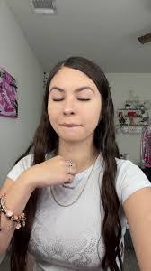 Marissa Lowery's Instagram, Twitter & Facebook