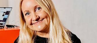 Fargerik kringlyd med harry-lys