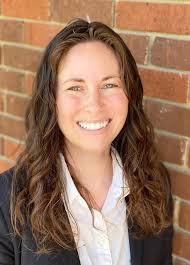 Tracy Casanova's Instagram, Twitter & Facebook