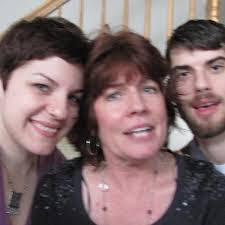 Catherine Sipe's Instagram, Twitter & Facebook