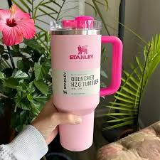 Stanley Quencher H2.0 FlowState™ Tumbler | flamingo Pink