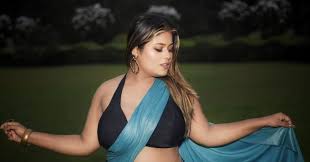 Roza Riwaz sexy babepedia gallery