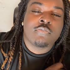 Christopher Sherrick's Instagram, Twitter & Facebook