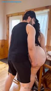 MIA KHALIF - Porn Videos & Photos - EroMe