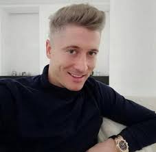 Top reservist in lissabon bayern star lewandowski flaute. Fc Bayern Munchen Warum Robert Lewandowski Nun Erblondet Ist Welt