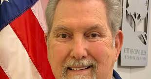 Art Bennett nearing the finish line in Chino Hills race