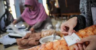 Soroton literatur isu perundangan halal telah banyak dibincangkan dalam kajian terdahulu. Posisi Industri Makanan Halal Ri Di Bawahi Malaysia Perlu Pacu Ekspor Industri Katadata Co Id