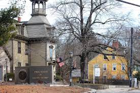 Neighborhood Of The Week Historic Kingston Once A Capital Today A Campus University Of Rhode Island Rhode Island The University Of Rhode Island