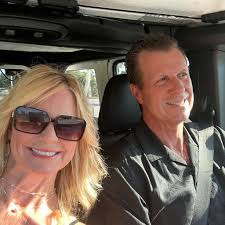 Retail therapy runs in the family 🤣🩷#CutesieCrew #SlivingMom 🥰