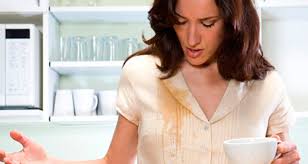 Koltuk altındaki sarı lekeler nasıl temizlenir? Kumastaki Yag Lekesi Nasil Cikar Zor Lekeler Kumaslardan Nasil Cikartilir