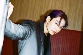 Kumpulan lirik lagu dan kalau kalian ingin request lirik lagu kesukaan . 11 Lagu Favorit Jungkook Bts Ada Lagu Ariana Grande