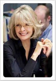 Short hair can easily be formed into a 50s look. 82 Must Try Hairstyles For Women Over 50