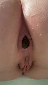 Perfect poop - video 3 - ThisVid.com